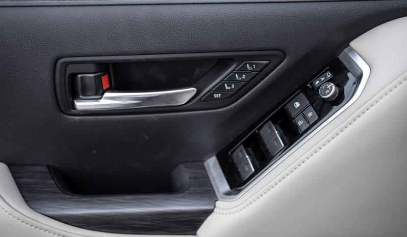 
2026 Toyota Land Cruiser 300 VXR 3.5L AT Hybrid (Bronze) full									