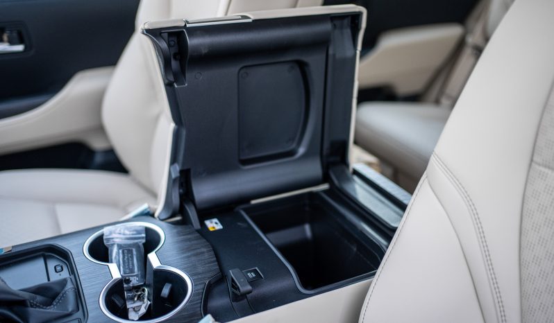 
2026 Toyota Land Cruiser 300 VXR 3.5L AT Hybrid (Bronze) full									