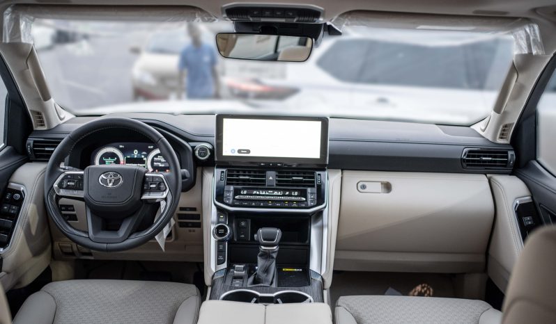 
2026 Toyota Land Cruiser 300 VXR 3.5L AT Hybrid (Bronze) full									