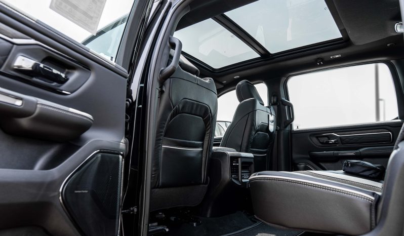 
2025 RAM 1500 Limited 3.0L AT Petrol full									