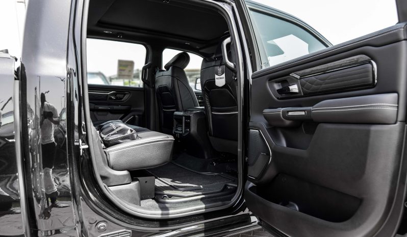
2025 RAM 1500 Limited 3.0L AT Petrol full									