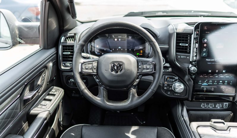 
2025 RAM 1500 Limited 3.0L AT Petrol full									