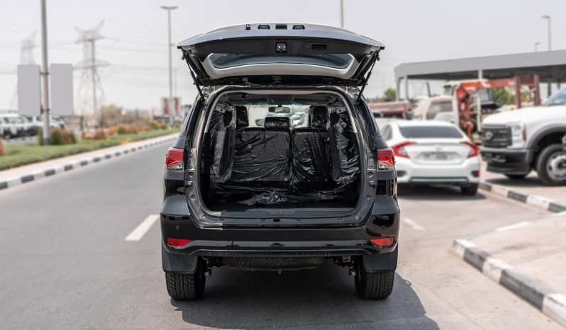 
								2026 Toyota Fortuner 2.7L AT Petrol (Black) full									
