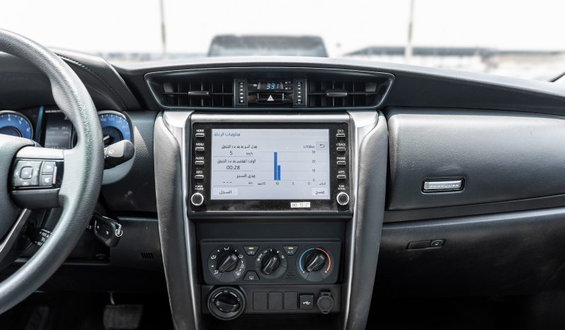 
								2026 Toyota Fortuner 2.7L AT Petrol (Black) full									