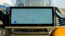 
2025 Toyota Camry Lumiere 2.5L HEV Full option (White) full									