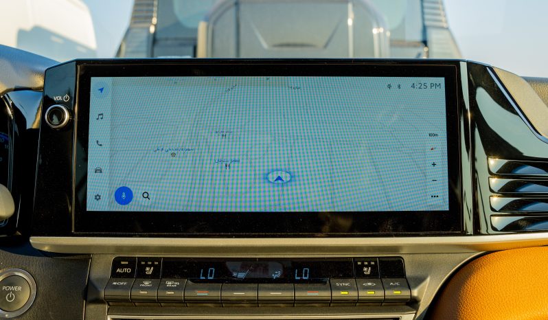 
2025 Toyota Camry Lumiere 2.5L HEV Full option (White) full									