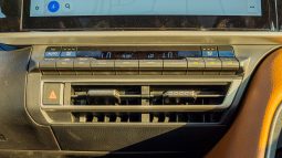 
2025 Toyota Camry Lumiere 2.5L HEV Full option (White) full									