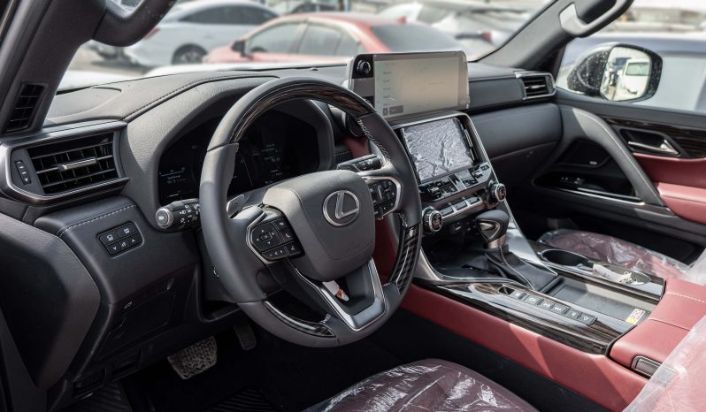 
2026 Lexus LX600 Signature 3.5L AT Petrol (Black-Red) full									