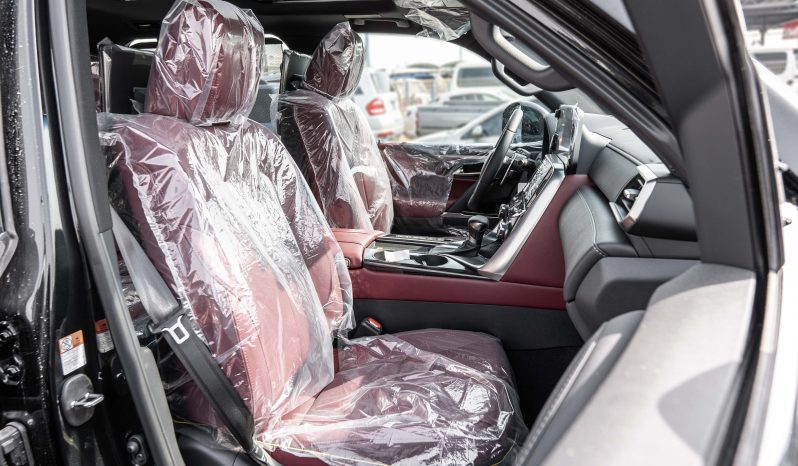 
2026 Lexus LX600 Signature 3.5L AT Petrol (Black-Red) full									