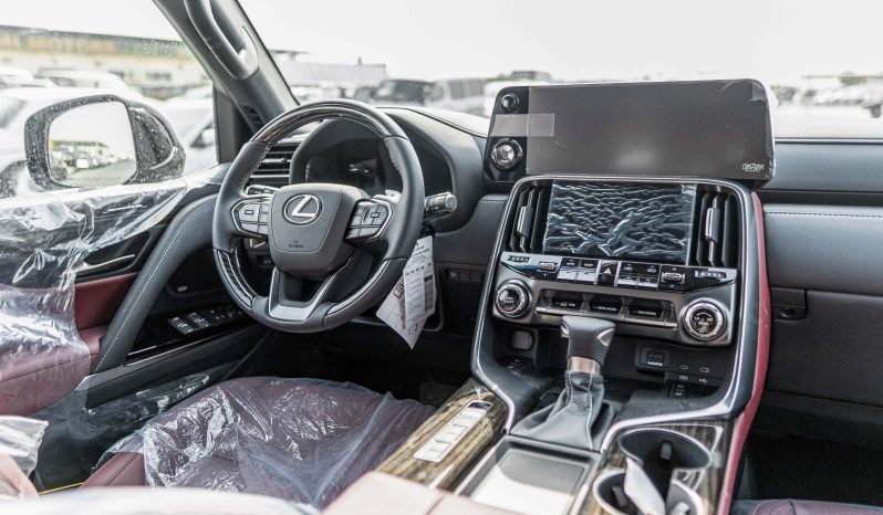 
2026 Lexus LX600 Signature 3.5L AT Petrol (Black-Red) full									