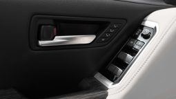 
2026 Toyota Land Cruiser VX 4.0L AT Petrol (Black-Beige) full									