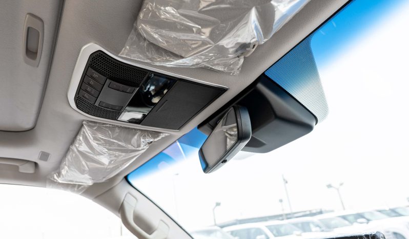 
2026 Toyota Land Cruiser VX 4.0L AT Petrol (Black-Beige) full									