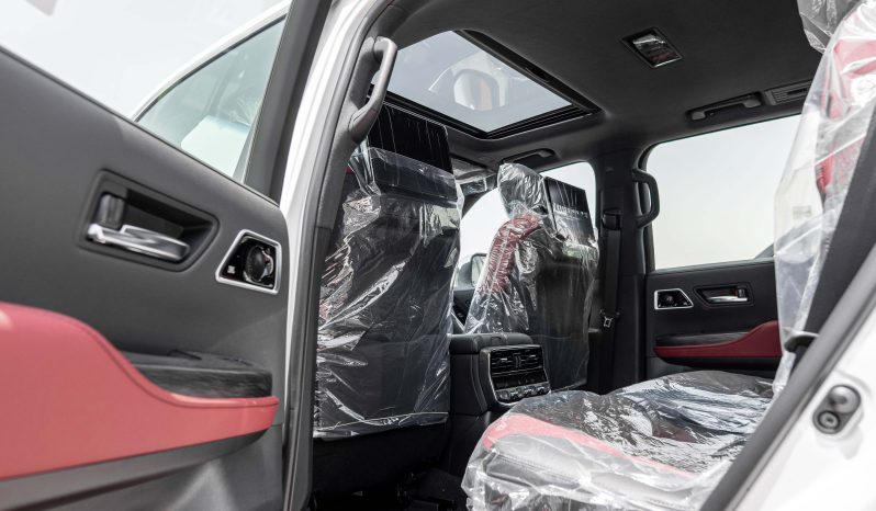
								2026 Toyota Land Cruiser 300 VXR 3.5L AT Hybrid (White-Red) full									