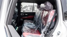 
2025 Toyota Land Cruiser VXR 3.5L AT Hybrid full									