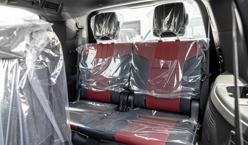 
2025 Toyota Land Cruiser VXR 3.5L AT Hybrid full									