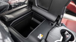 
2025 Toyota Land Cruiser VXR 3.5L AT Hybrid full									