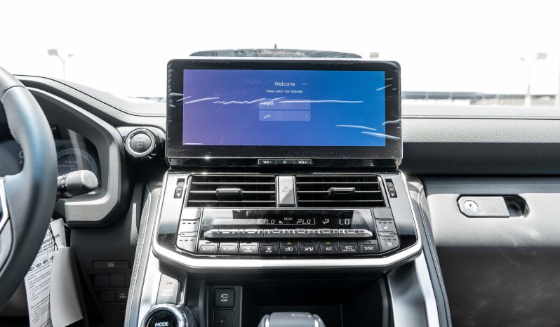
								2026 Toyota Land Cruiser 300 VXR 3.5L AT Hybrid (White-Red) full									