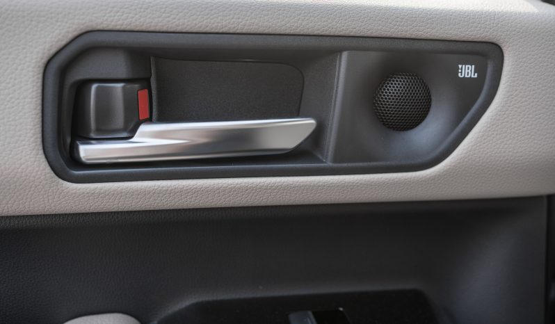
2026 Toyota Prado VXL 2.4L AT Petrol full									