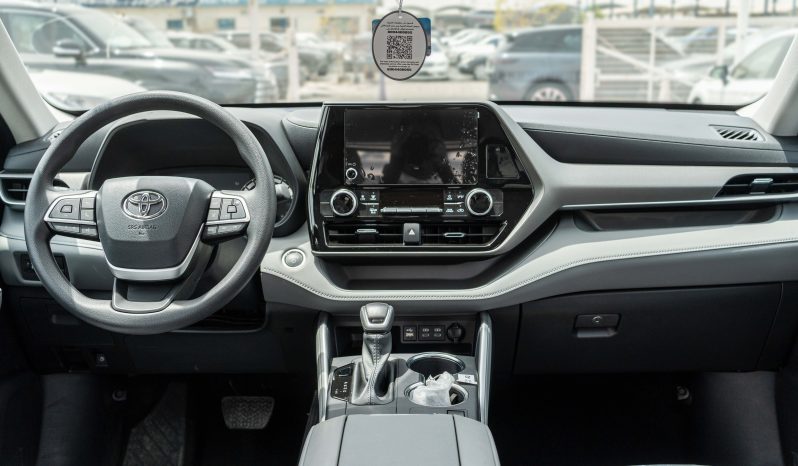 
								2026 Toyota Highlander LE 2.5L AT Hybrid (Gray) full									