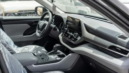 
										2026 Toyota Highlander LE 2.5L AT Hybrid (Gray) full									