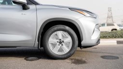 
										2026 Toyota Highlander LE 2.5L AT Hybrid (Silver-Gray) full									