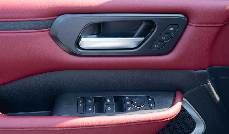 
2026 Nissan Patrol LE Platinum 3.5L AT Petrol (White-Red) full									