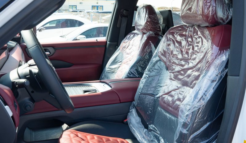 
2026 Nissan Patrol LE Platinum 3.5L AT Petrol (White-Red) full									