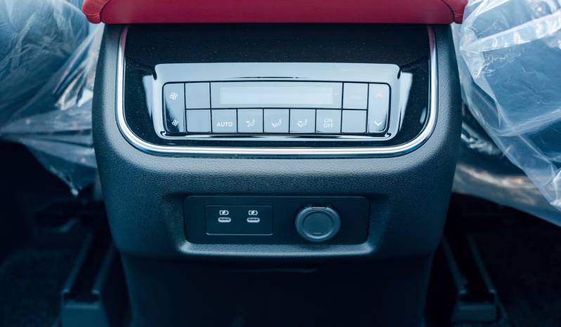 
2026 Nissan Patrol LE Platinum 3.5L AT Petrol TT (White-Red) full									