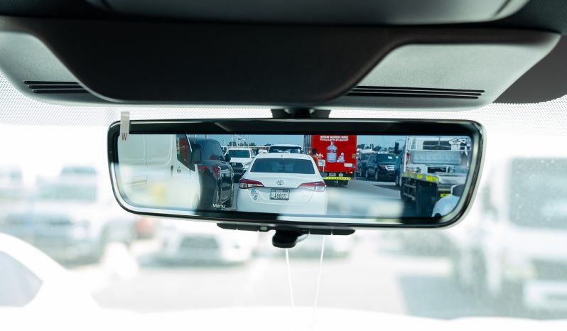 
2026 Nissan Patrol LE Platinum 3.5L AT Petrol (White-Red) full									