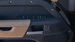 
										2025 Land Rover Defender P-300 XDynamics full									