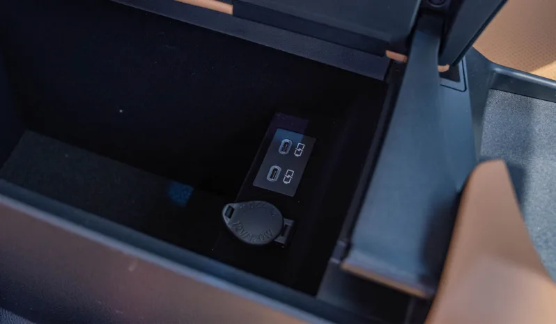 
2025 Lexus ES300h 2.5L AT Hybrid (Black) full									