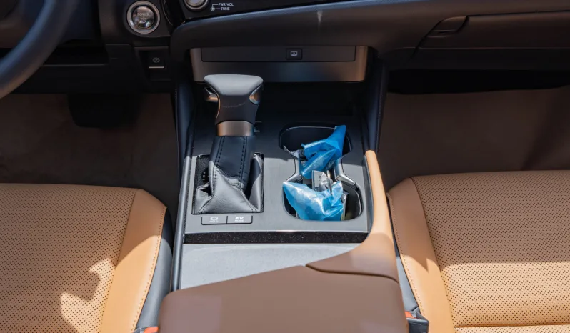 
2025 Lexus ES300h 2.5L AT Hybrid (Black) full									