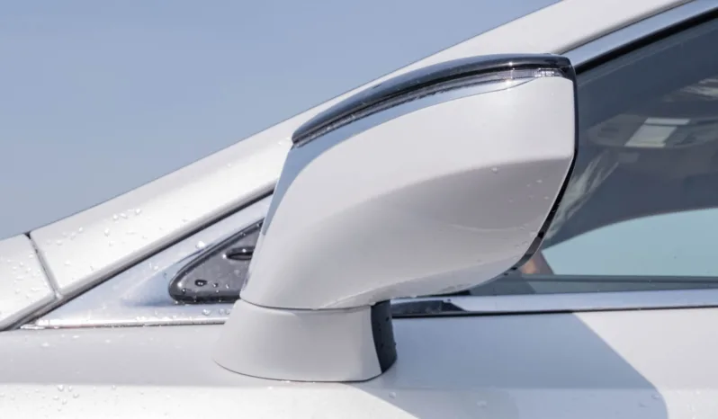 
								2025 Lexus ES300h 2.5L AT Hybrid (White) full									