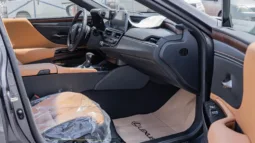 
2025 Lexus ES350 3.5L AT Petrol full									