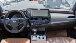 
2025 Lexus ES350 3.5L AT Petrol full									