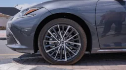 
2025 Lexus ES350 3.5L AT Petrol full									