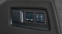 
2026 Cadillac Escalade Premium Luxury 6.2L V8 AT Petrol full									