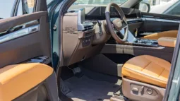 
2026 Cadillac Escalade Premium Luxury 6.2L V8 AT Petrol full									