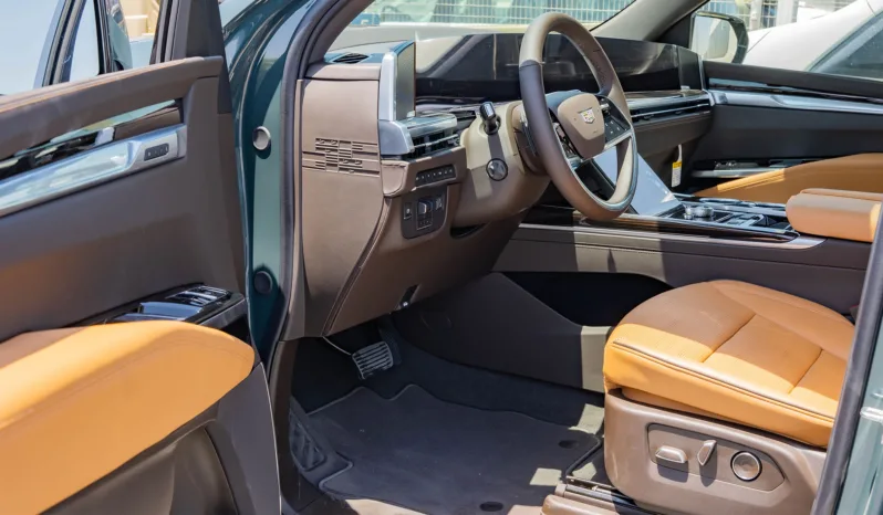 
2026 Cadillac Escalade Premium Luxury 6.2L V8 AT Petrol full									