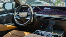 
2026 Cadillac Escalade Premium Luxury 6.2L V8 AT Petrol full									