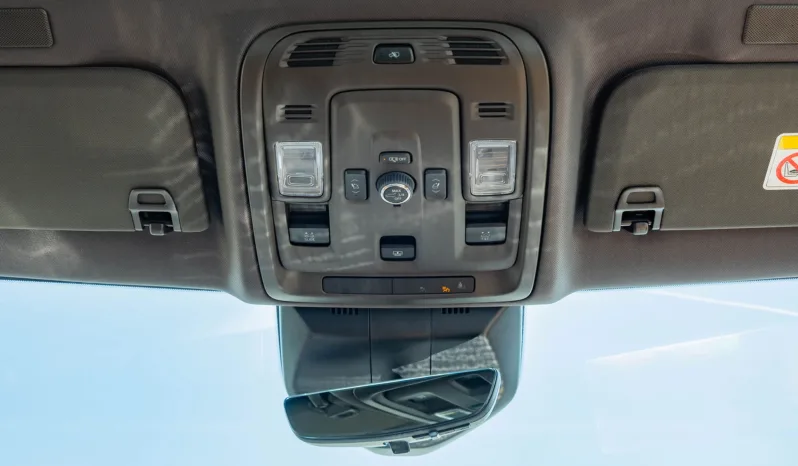 
2026 Cadillac Escalade Premium Luxury 6.2L V8 AT Petrol full									