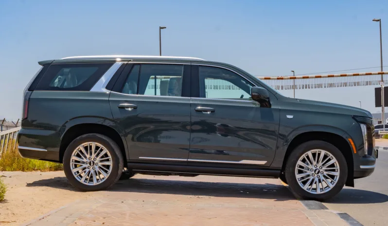 
2026 Cadillac Escalade Premium Luxury 6.2L V8 AT Petrol full									