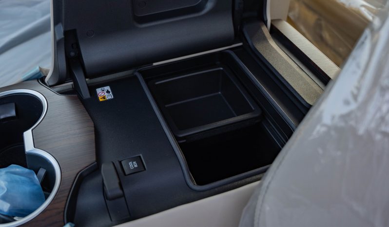 
2026 Toyota Land Cruiser 300 GXR 3.5L AT Petrol (Black) full									