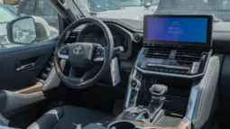 
2026 Toyota Land Cruiser 300 GXR 3.3L AT Diesel full									