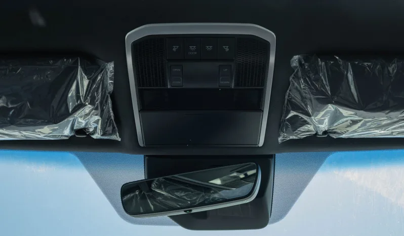 
2026 Toyota Land Cruiser 300 GXR 3.3L AT Diesel full									