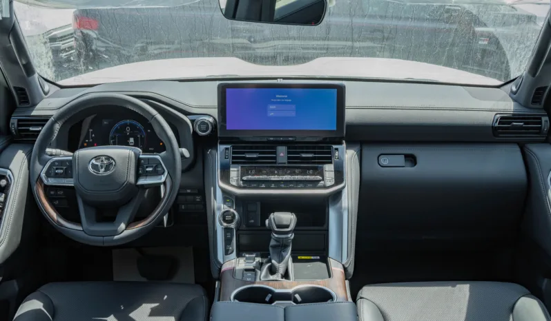 
2026 Toyota Land Cruiser 300 GXR 3.3L AT Diesel full									