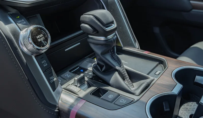 
2026 Toyota Land Cruiser 300 GXR 3.3L AT Diesel full									