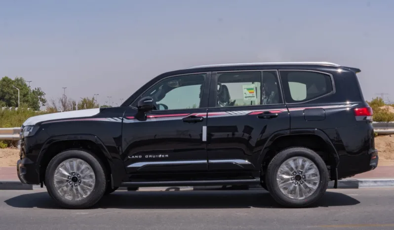
2026 Toyota Land Cruiser 300 GXR 4.0L AT Petrol AWD (All Black) full									