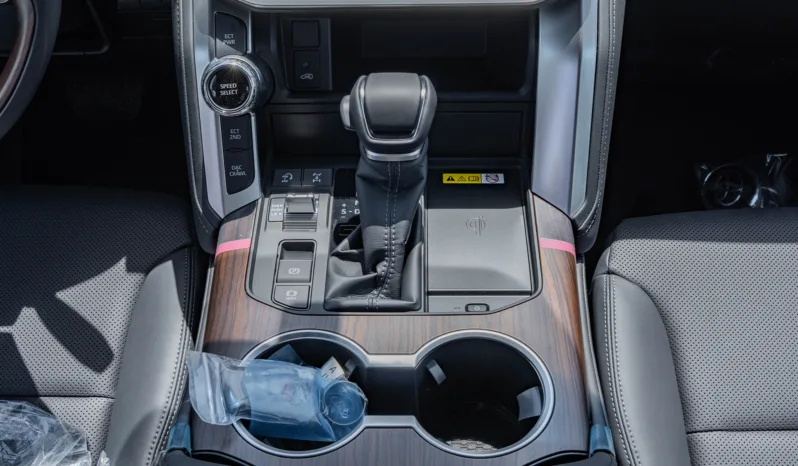 
2026 Toyota Land Cruiser 300 GXR 4.0L AT Petrol AWD (All Black) full									