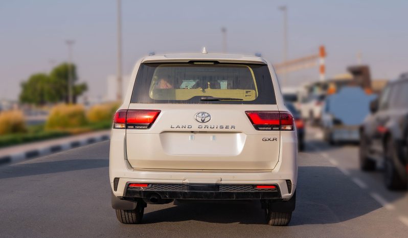 
2026 Toyota Land Cruiser 300 GXR 3.5L AT Petrol (White) full									